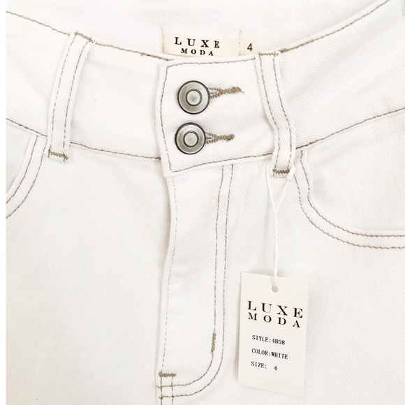 Luxe Moda Frayed Hem Embellished Jeans White Sz 4 - Picture 5 of 11